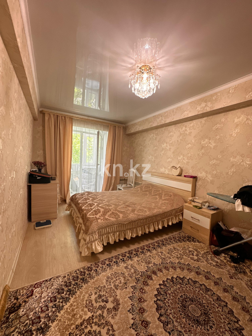 Продажа 3-комнатной квартиры, 71 м², ул. Абая, дом  46 в Караганде - фото 10