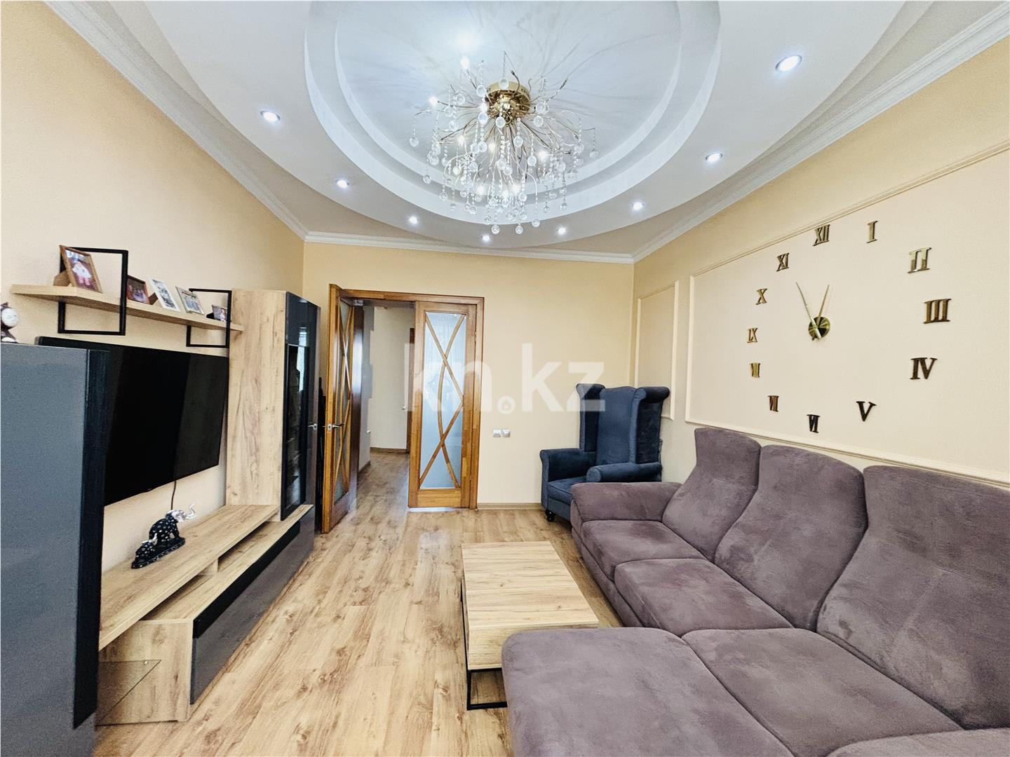 Продажа 2-комнатной квартиры, 56 м² - Продажа двухкомнатных квартир в Караганде - страница 4 фото 1 из 25