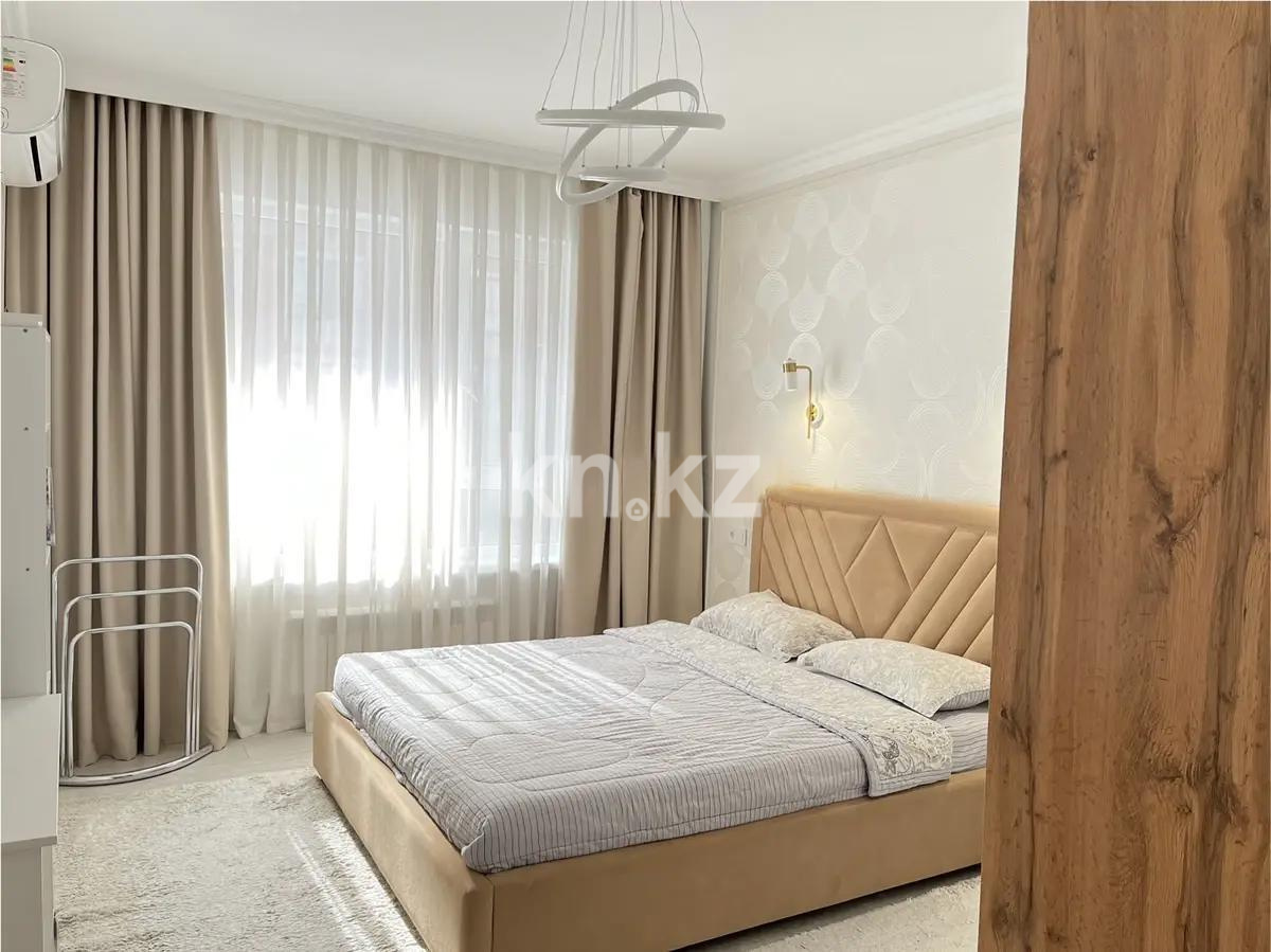 Продажа 2-комнатной квартиры, 70 м², ул. Розыбакиева, дом  310а в Алматы - фото 2