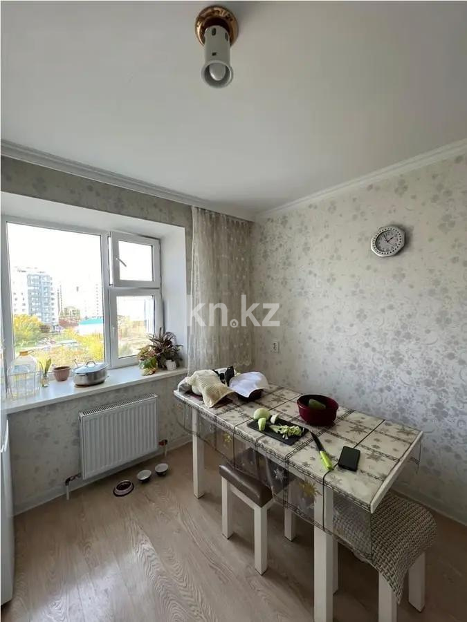 Продажа 4-комнатной квартиры, 78 м², пр. Абылай хана, дом  6/4 - Продажа квартир без посредников в Астане фото 3 из 3