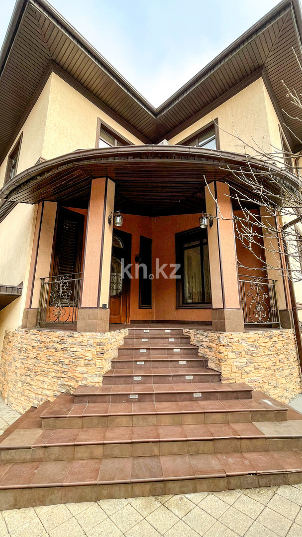 Аренда 6-комнатного дома, 380 м² - Аренда недвижимости в Алматы фото 18 из 19