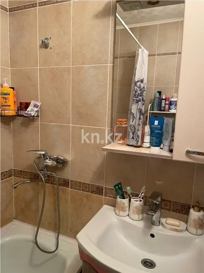 Продажа 3-комнатной квартиры, 60 м², ул. Бигельдинова, дом  9 в Астане - фото 4