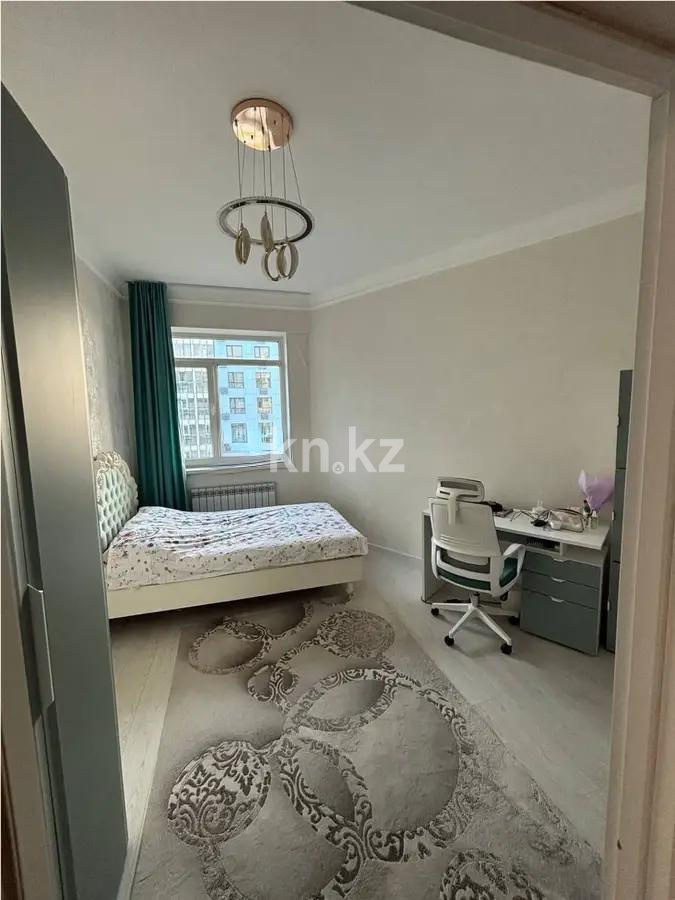 Продажа 3-комнатной квартиры, 103 м², пр. Абая, дом  150/230 в Алматы - фото 2