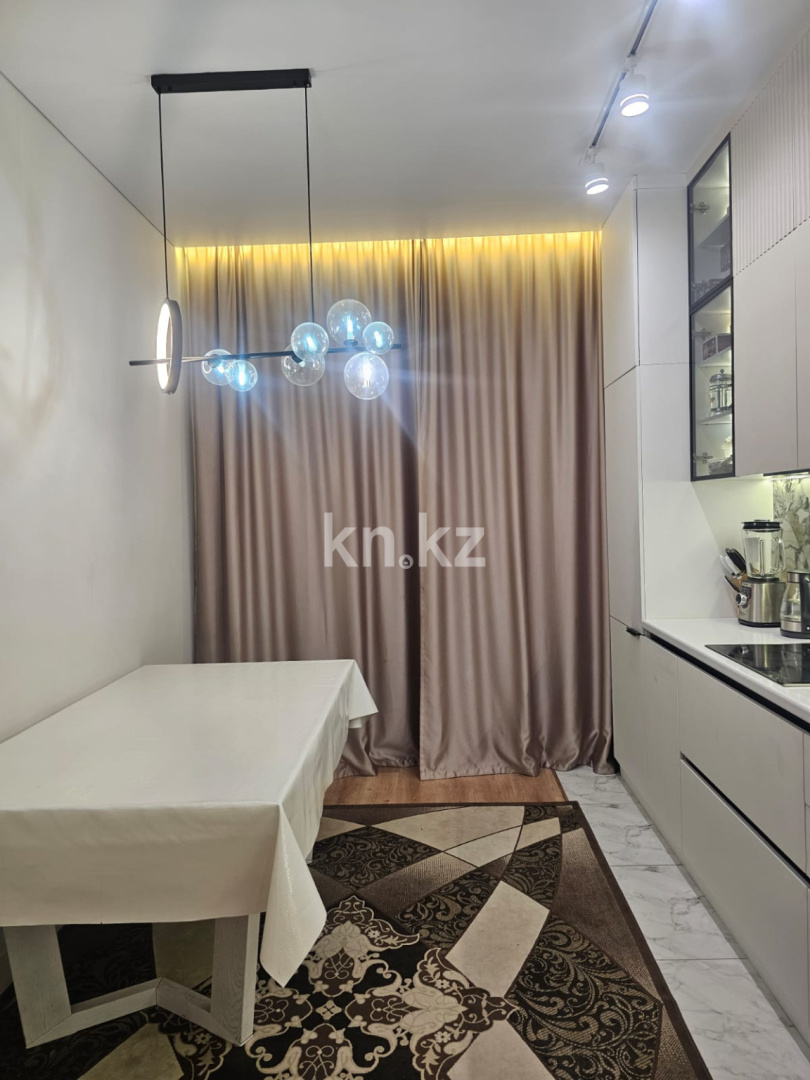 Продажа 3-комнатной квартиры, 95 м², ул. Таттимбета, дом  3/11 - Продажа  трехкомнатных квартир в Караганде без посредников фото 3 из 14