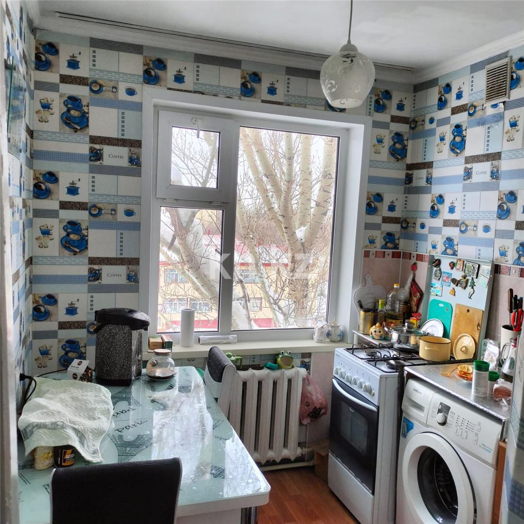 Продажа 4-комнатной квартиры, 62 м², мкр-н 23 - Продажа квартир в Караганде фото 8 из 12