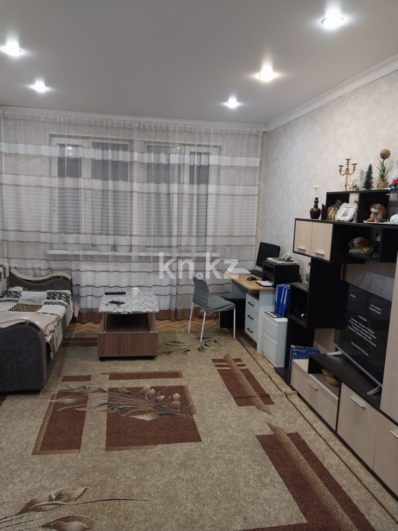 Продажа 2-комнатной квартиры, 46 м², ул. Баженова, дом  156 в Караганде