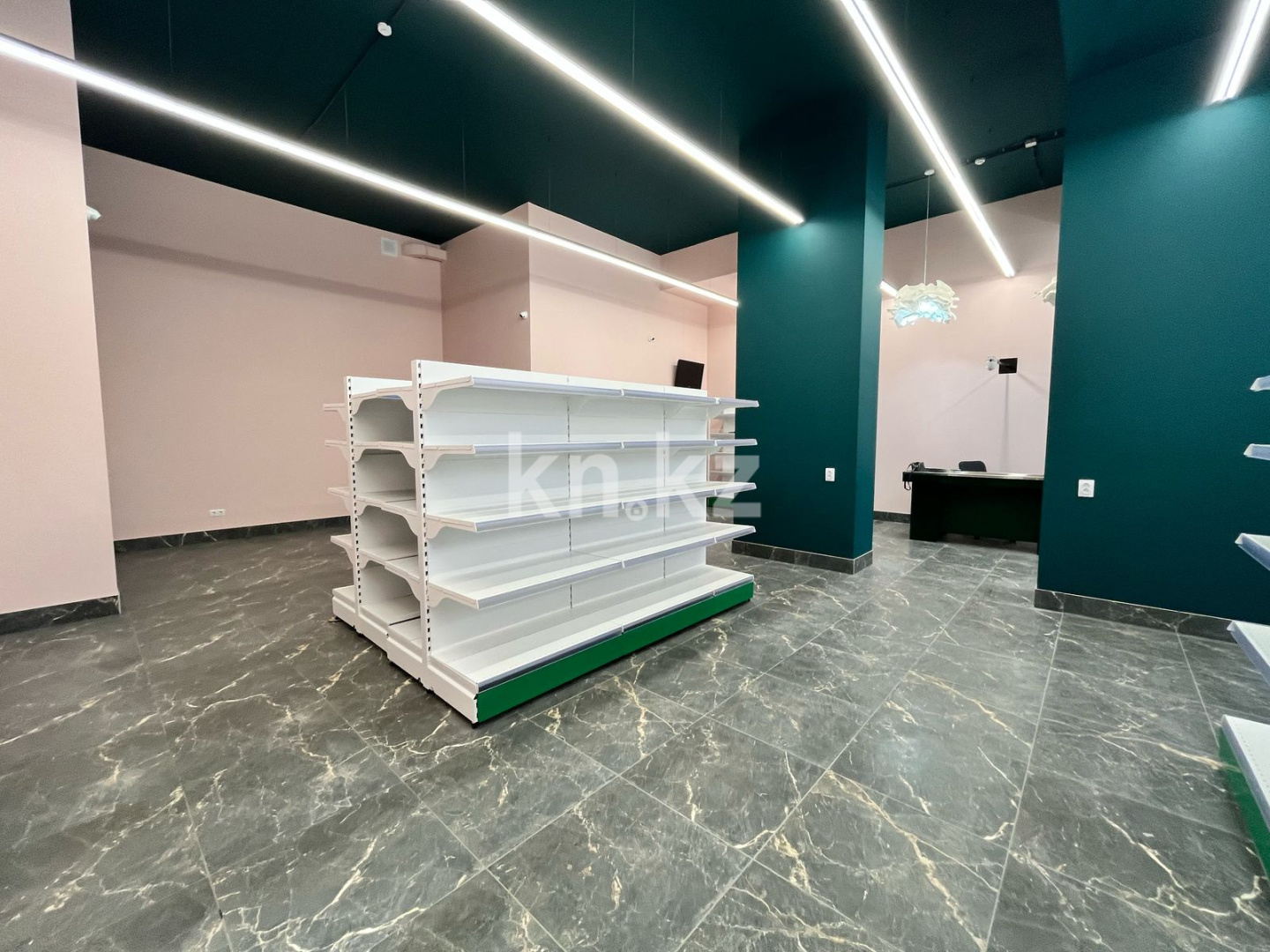 Продажа , 103.8 м², ул. Дюсембекова, дом  44/2 - Продажа офисных и торговых помещений в Караганде фото 3 из 10