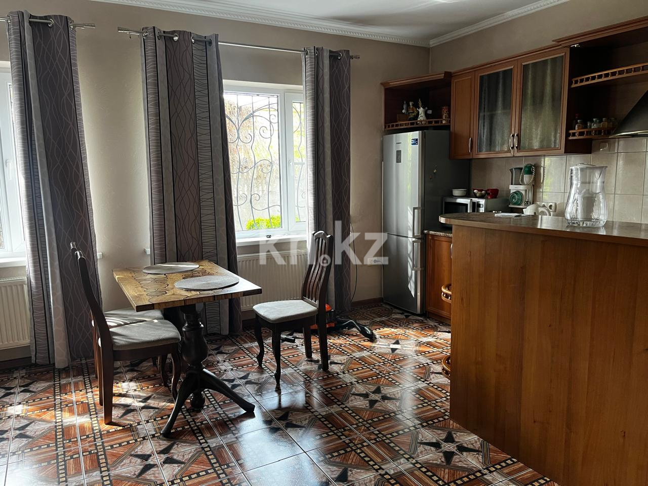 Продажа 6-комнатного дома, 230 м² - Продажа домов, коттеджей в Алатауском р-не Алматы фото 2 из 7