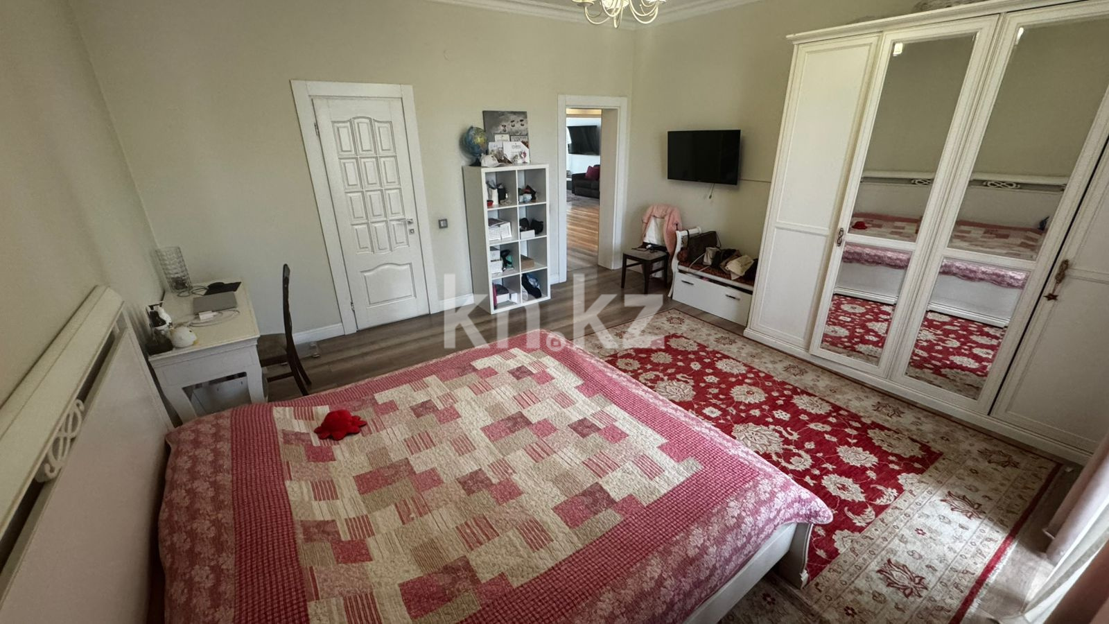 Продажа 3-комнатной квартиры, 170 м², ул. Зенкова, дом  36 - ул. Богенбай батыра в Алматы - фото 13