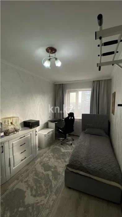 Продажа 4-комнатной квартиры, 76 м², ул. Университетская, дом  17/2 - Продажа  четырехкомнатных квартир в Караганде с фото фото 4 из 7