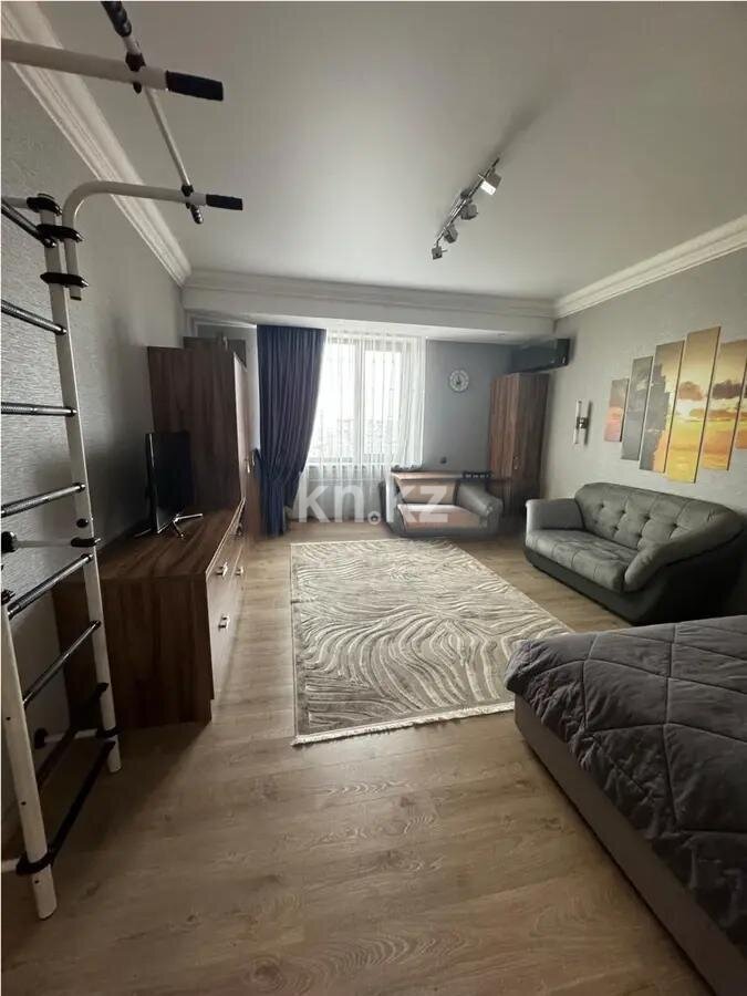 Продажа 4-комнатной квартиры, 160.5 м² в Алматы - фото 4