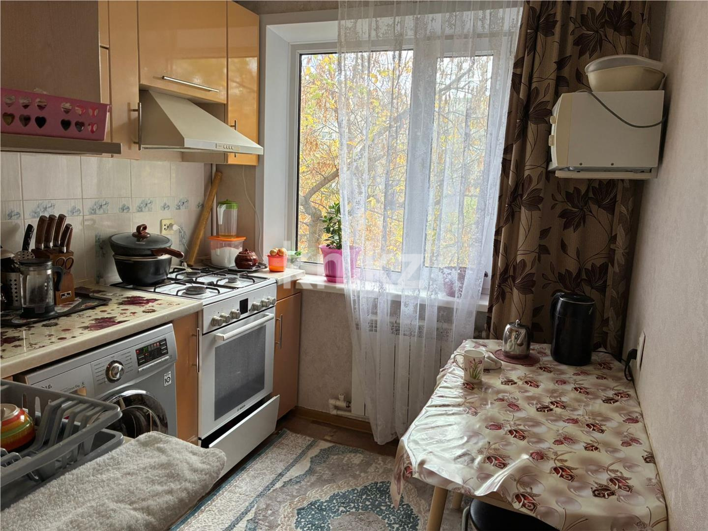 Продажа 3-комнатной квартиры, 61 м², пр. Республики - Продажа квартир в Караганде фото 7 из 11