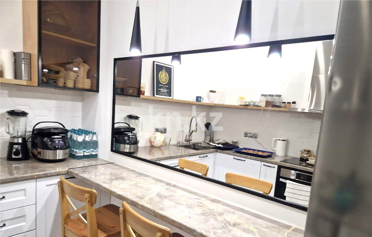 Продажа 4-комнатной квартиры, 90 м², ул. Момышулы - Продажа  четырехкомнатных квартир в Караганде фото 9 из 12