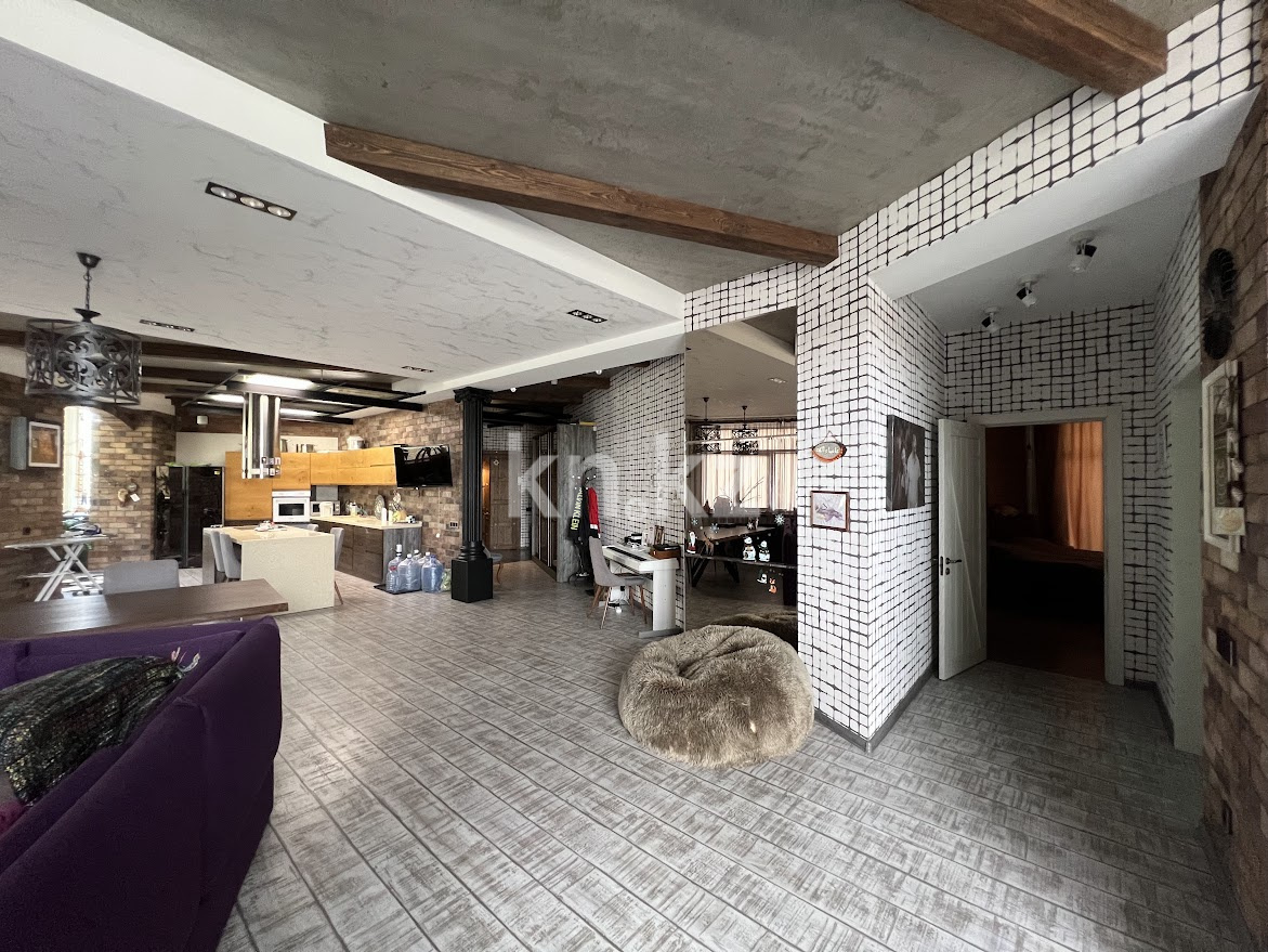 Продажа 3-комнатной квартиры, 161 м² - Продажа квартир в новостройках Караганды - страница 43 фото 1 из 17