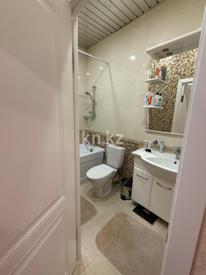 Продажа 3-комнатной квартиры, 130 м², ул. Достык, дом  1 - Казакрадиосы в Астане - фото 13