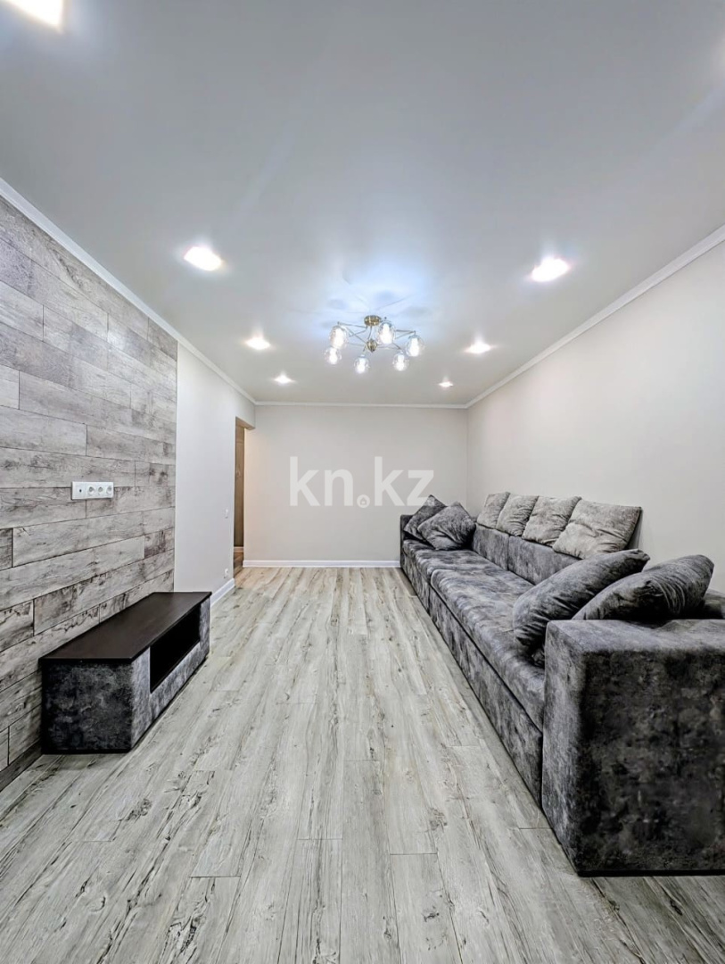 Продажа 3-комнатной квартиры, 63 м² - Продажа жилой и коммерческой недвижимости в Уральске фото 5 из 18