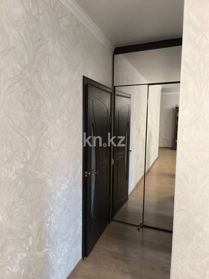 Продажа 4-комнатной квартиры, 95.2 м², ул. Ермекова, дом  81 - Продажа  четырехкомнатных квартир в Караганде с фото фото 5 из 19