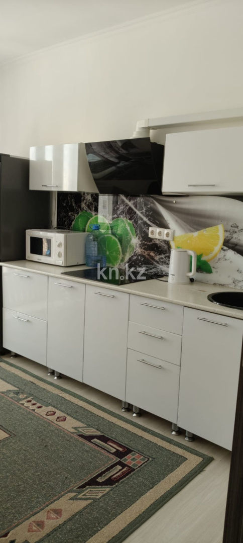 Аренда 1-комнатной квартиры, 40 м² - Аренда квартир помесячно в Казахстане фото 1 из 10