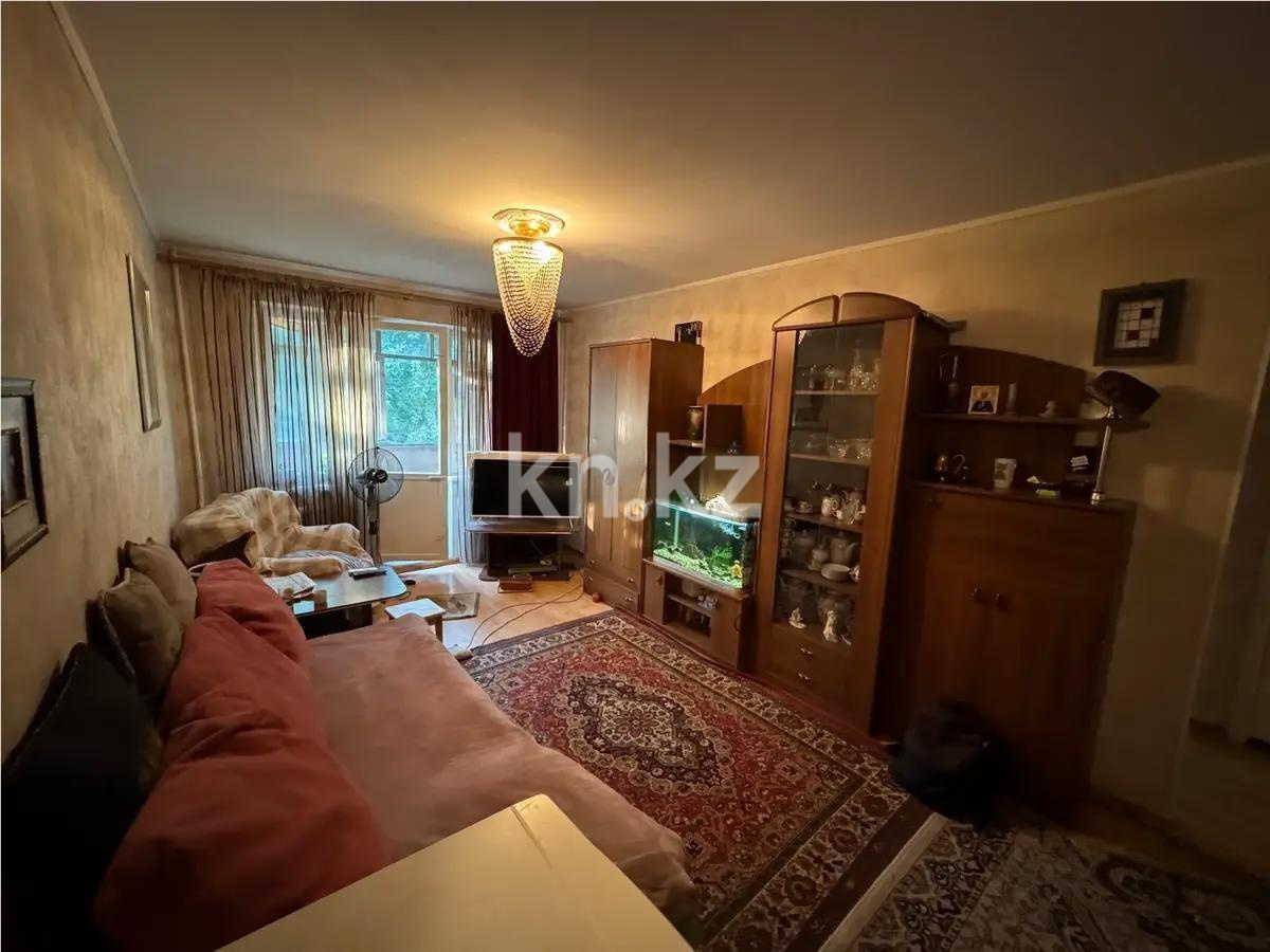 Продажа 3-комнатной квартиры, 60 м², мкр-н 10, дом  7 - Продажа  трехкомнатных квартир в Алматы с фото фото 1 из 5