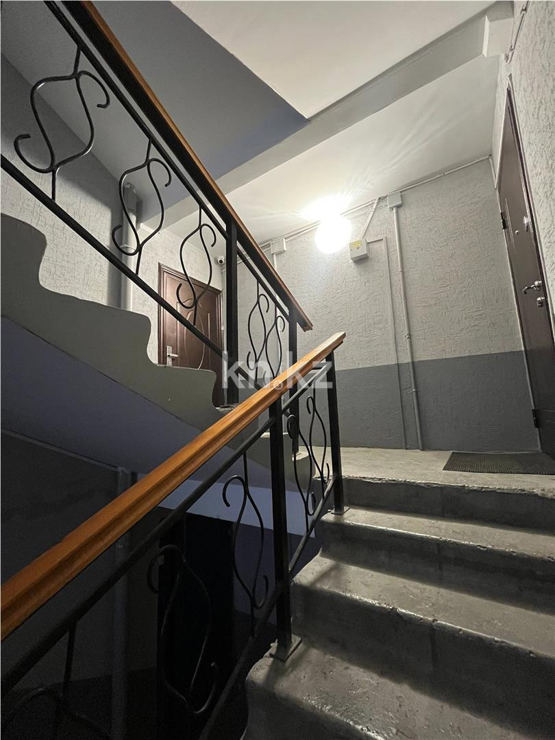 Продажа 1-комнатной квартиры, 34 м², мкр. 8-й мкр. - Продажа квартир в Темиртау фото 12 из 13