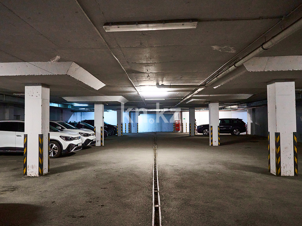 Продажа , 7809 м², ул. Муратбаева, дом  180 - Продажа зданий в Алматы фото 8 из 9