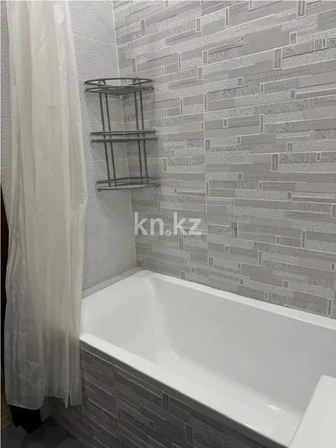 Продажа 1-комнатной квартиры, 36 м², пр. Райымбека, дом  481 в Алматы - фото 4