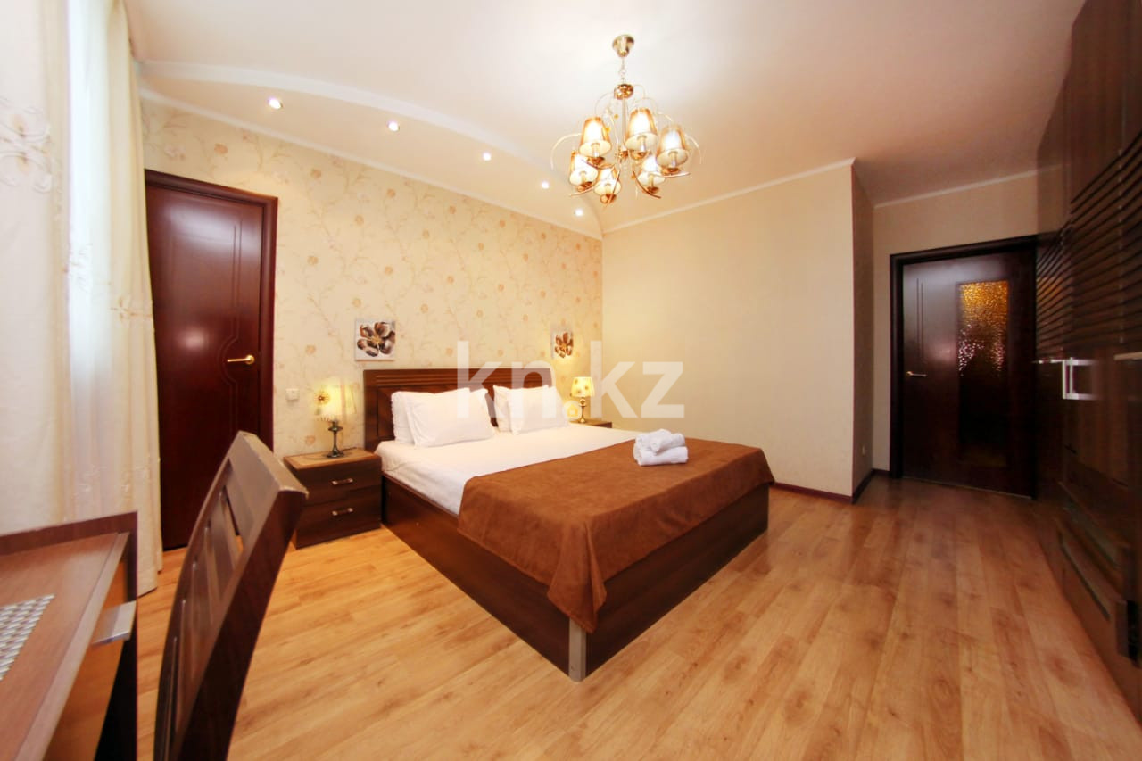 Аренда 2-комнатной квартиры посуточно, 70 м², ул. Хусаинова, дом  225 - Аренда  двухкомнатных квартир посуточно в Алматы с фото фото 5 из 24