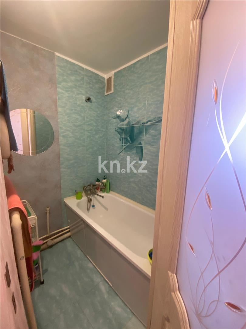 Продажа 4-комнатной квартиры, 61 м², ул. Язева - Продажа  четырехкомнатных квартир в Караганде фото 13 из 24