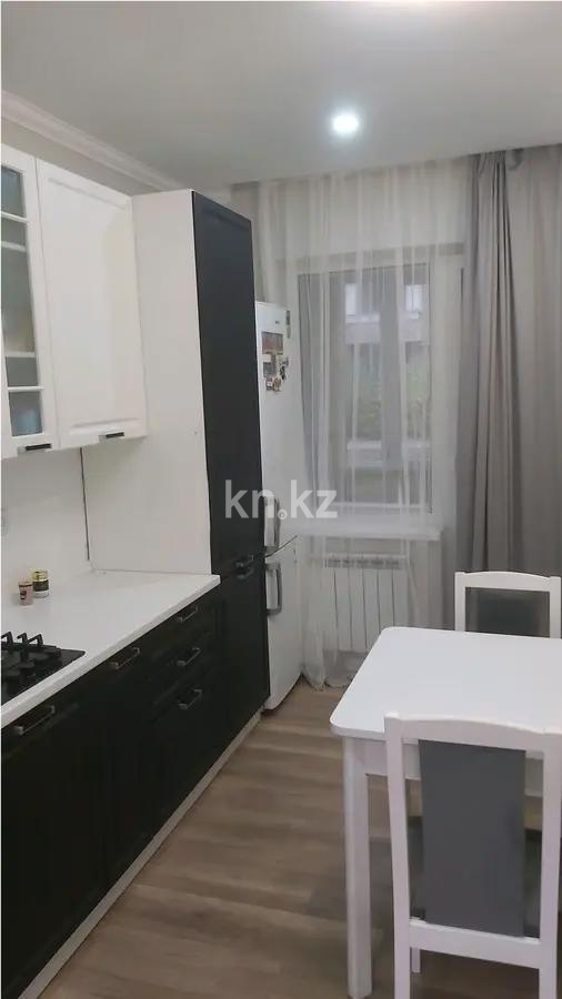 Продажа 3-комнатной квартиры, 65.5 м² в Алматы - фото 3