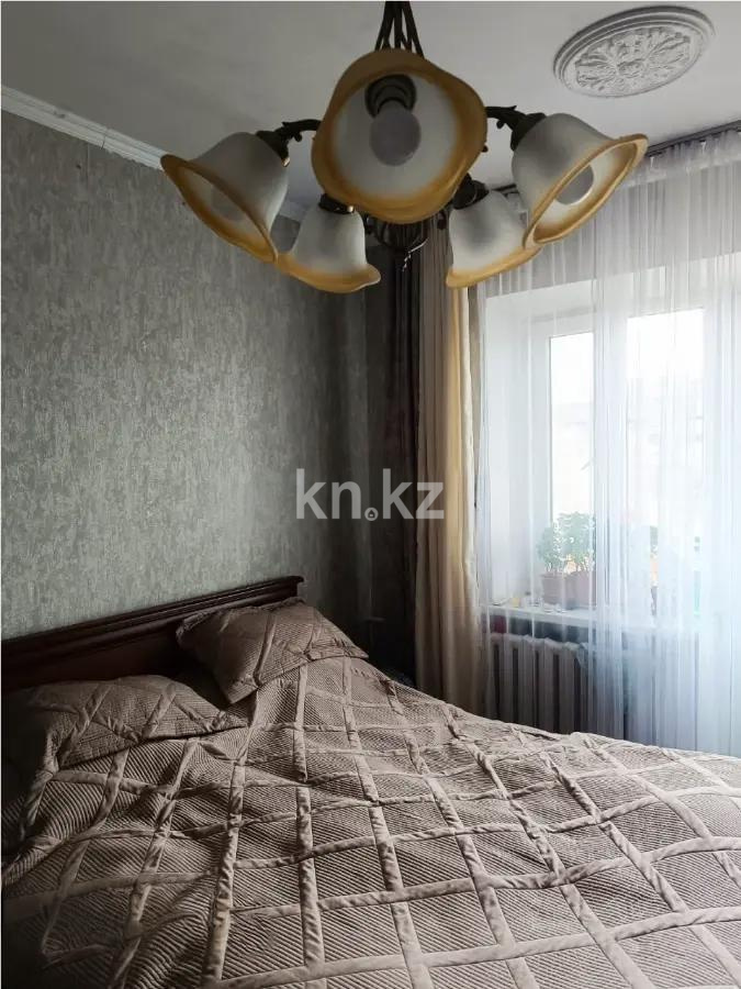 Продажа 3-комнатной квартиры, 76.2 м², ул. Есенова, дом  15 в Алматы - фото 2