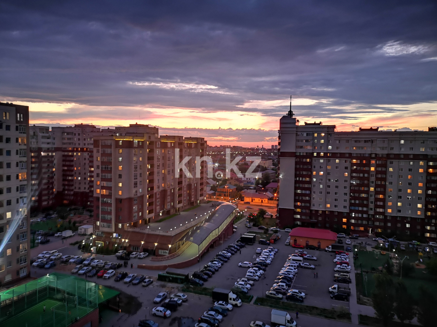 Продажа 2-комнатной квартиры, 62 м², ул. Кордай, дом  77 - пр. Кошкарбаева в Астане - фото 2