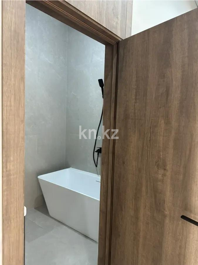 Продажа 2-комнатной квартиры, 68 м², ул. Панфилова, дом  12 в Астане - фото 5