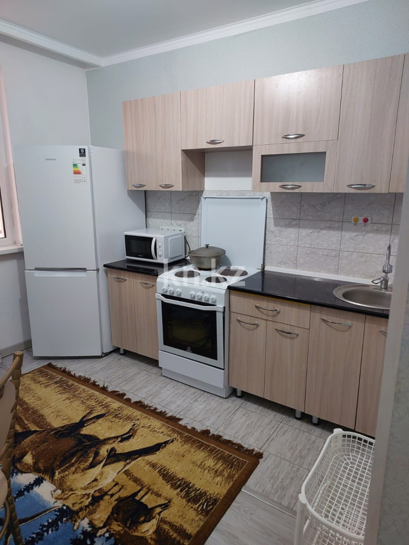 Аренда 1-комнатной квартиры, 40 м² в Астане