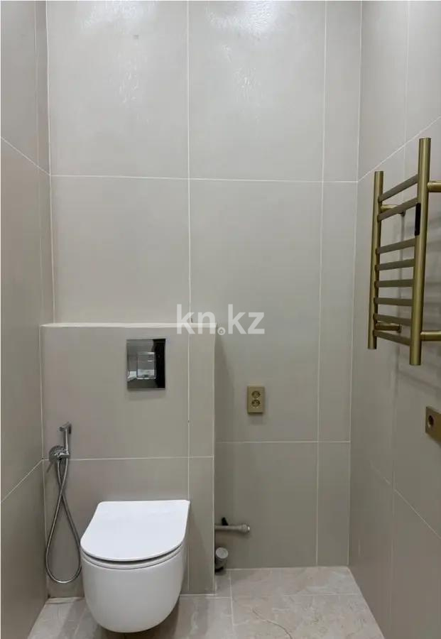 Продажа 2-комнатной квартиры, 56.8 м² в Алматы - фото 3