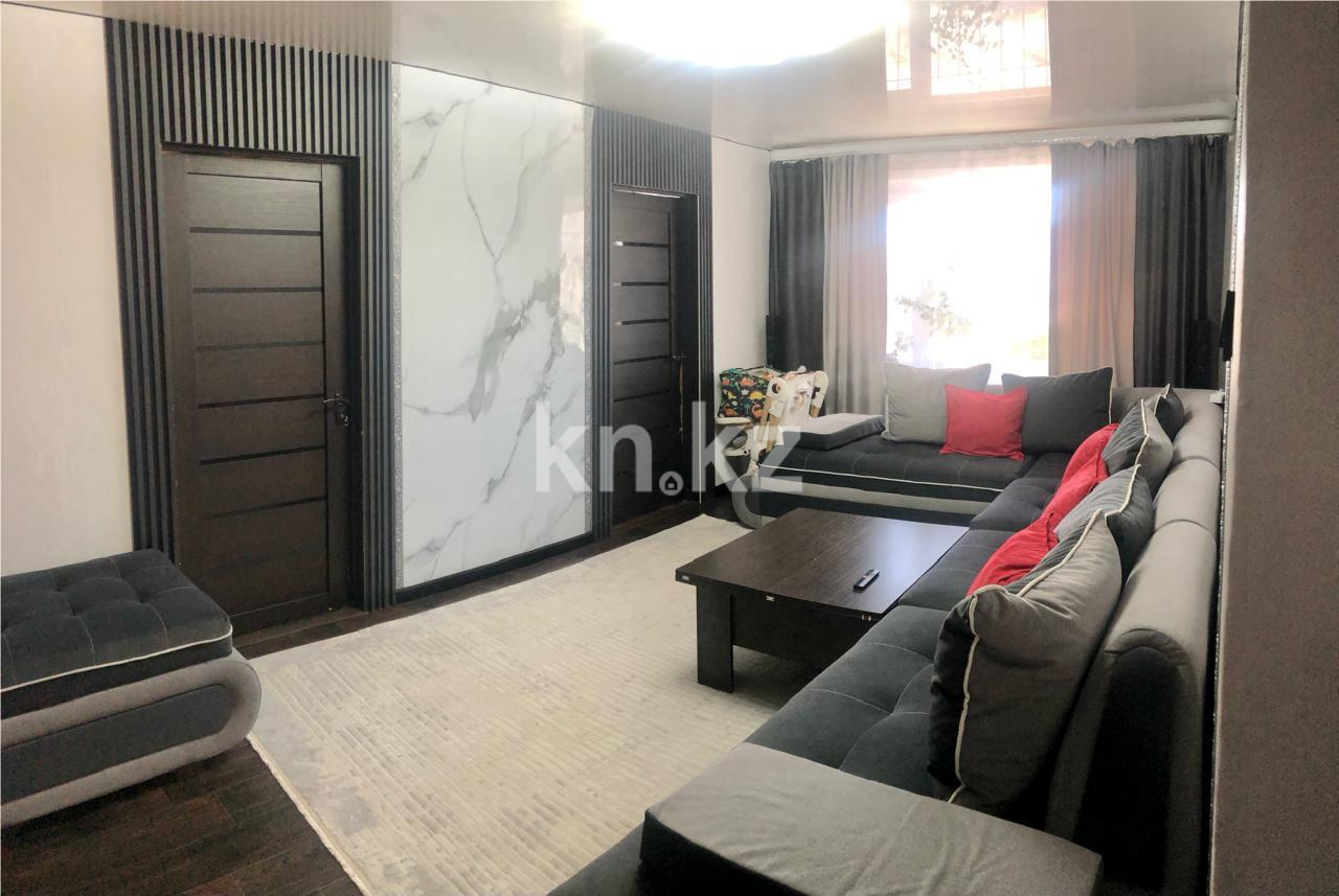 Продажа 4-комнатной квартиры, 61 м², мкр-н 14 - Продажа  четырехкомнатных квартир в Караганде с фото фото 1 из 16
