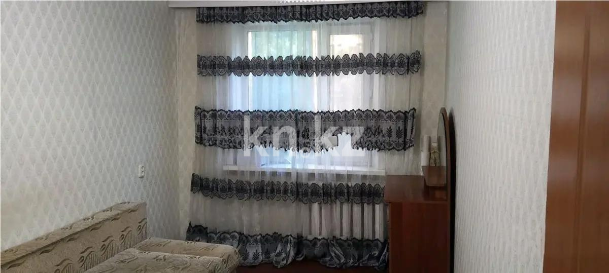 Продажа 2-комнатной квартиры, 44 м², 14 мкр., дом  34 в Караганде - фото 2