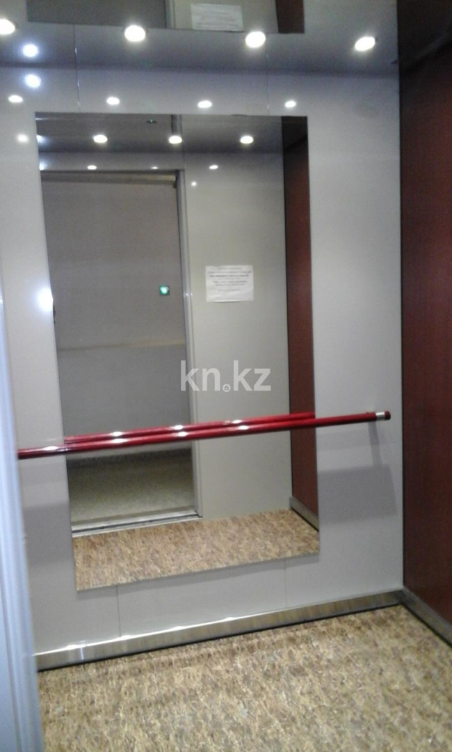 Продажа 3-комнатной квартиры, 95.4 м², ул. Ержанова, дом  18/6 в Караганде - фото 30