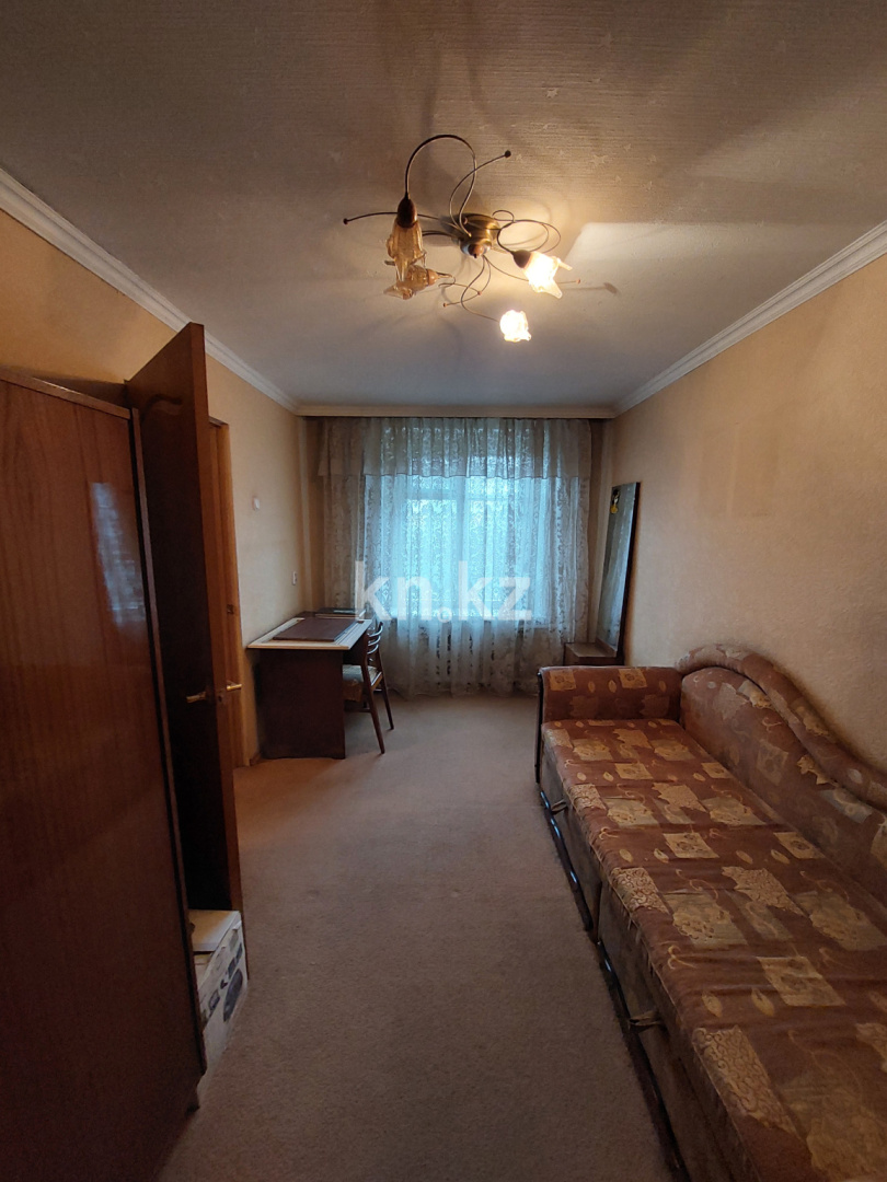Продажа 3-комнатной квартиры, 54 м², ул. Ермекова, дом  62 в Караганде - фото 5