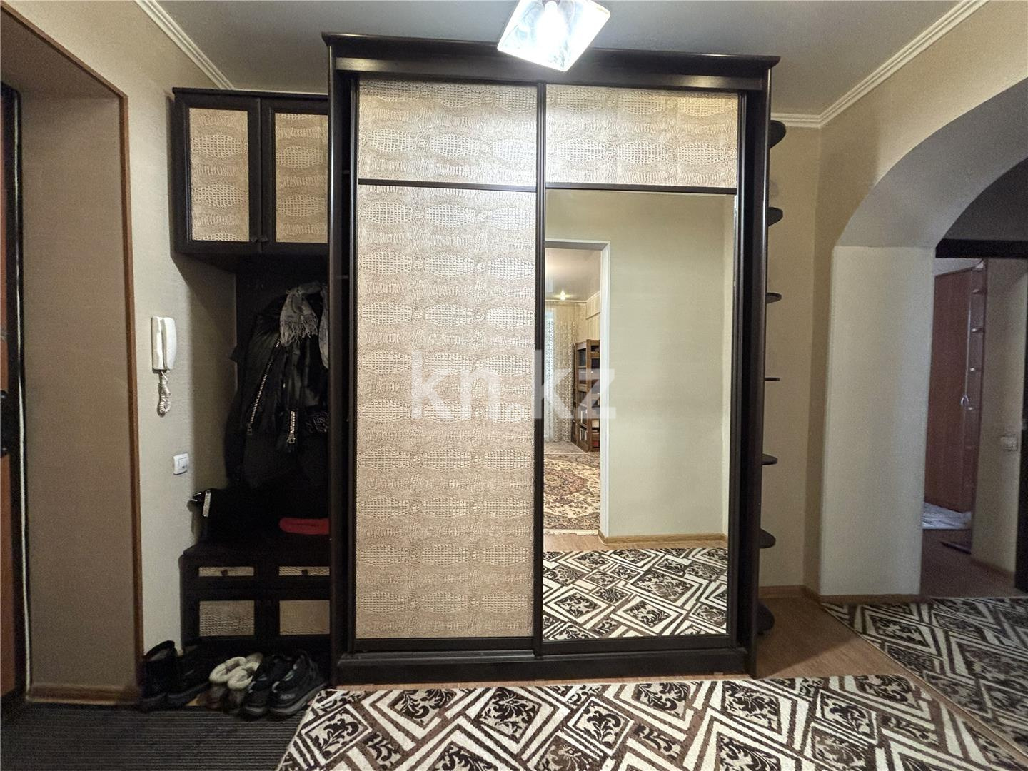 Продажа 2-комнатной квартиры, 58 м², ул. Чкалова, дом  6 в Караганде - фото 13