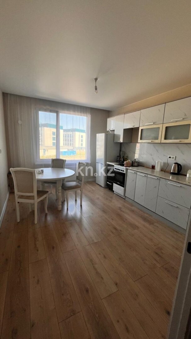 Аренда 2-комнатной квартиры, 60 м² в Астане