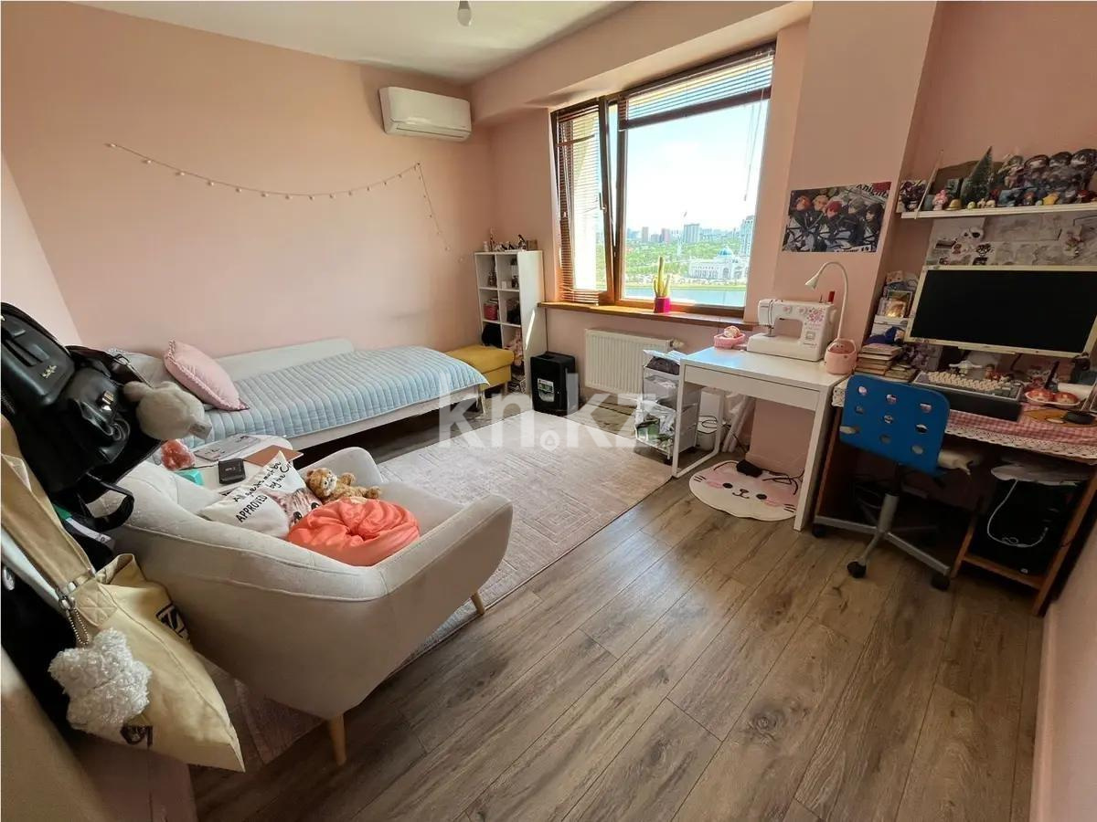 Продажа 3-комнатной квартиры, 92 м², ул. Шевченко, дом  8/1 - Продажа  трехкомнатных квартир в новостройках Астаны без посредников фото 1 из 4