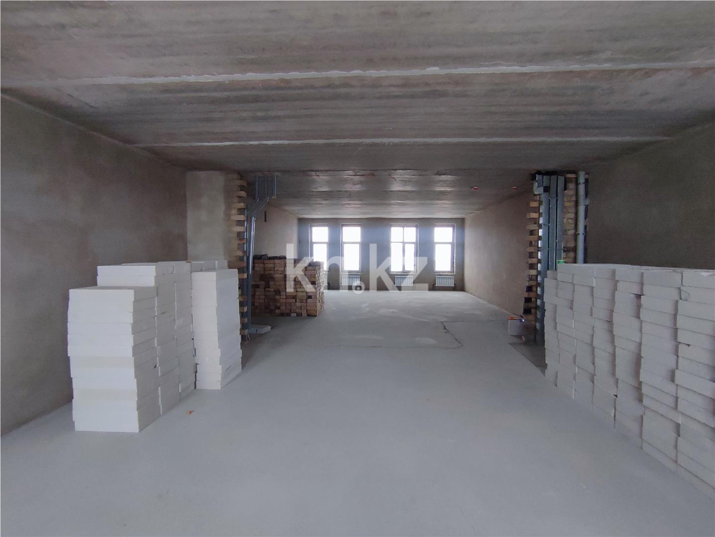 Продажа 3-комнатной квартиры, 97 м², ул. Жамбыла, дом  156а - Продажа квартир в Караганде фото 5 из 7