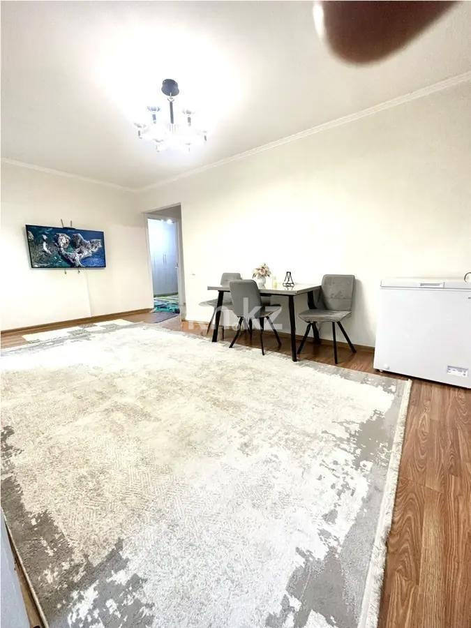 Продажа 3-комнатной квартиры, 59 м², ул. Клочкова, дом  18 - Продажа квартир в Алматы фото 1 из 5