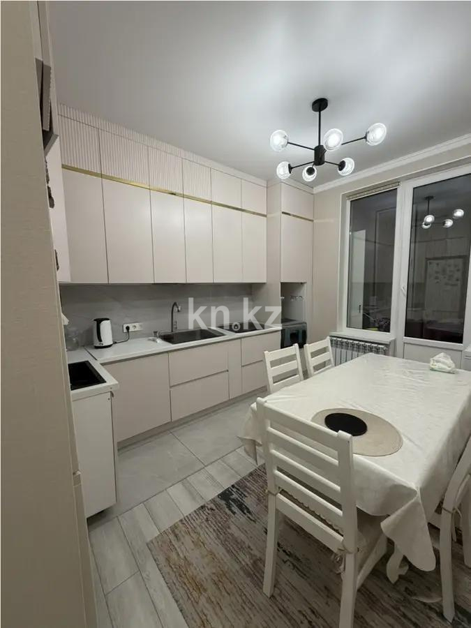 Продажа 3-комнатной квартиры, 100 м², ул. Сатпаева, дом  133/6 в Алматы - фото 4
