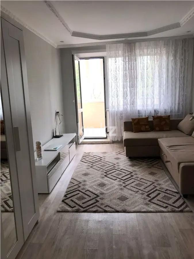 Продажа 1-комнатной квартиры, 34 м², пр. Строителей, дом  19 - Продажа квартир в Караганде без посредников с фото фото 1 из 4