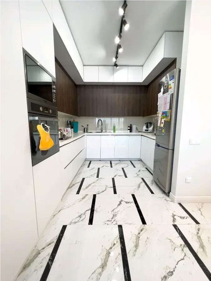 Продажа 4-комнатной квартиры, 140 м², ул. Кунаева, дом  12 - Продажа квартир в Казахстане фото 4 из 7