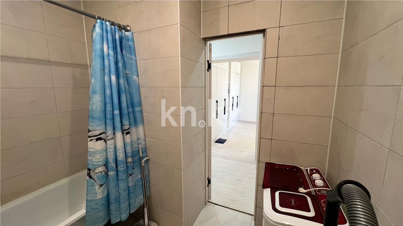 Продажа 1-комнатной квартиры, 41 м² в Караганде - фото 11