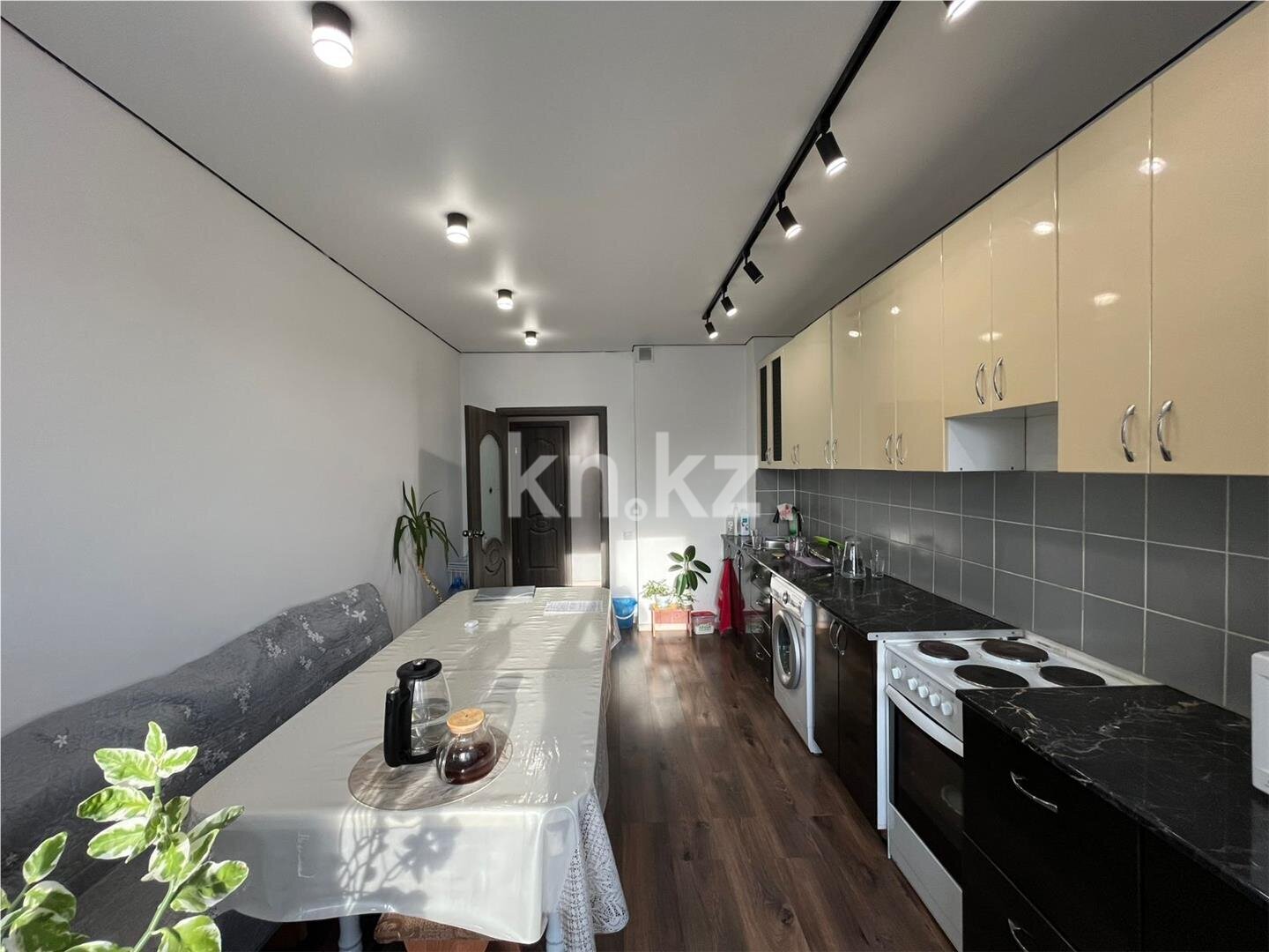Продажа 2-комнатной квартиры, 78 м² в Караганде - фото 12