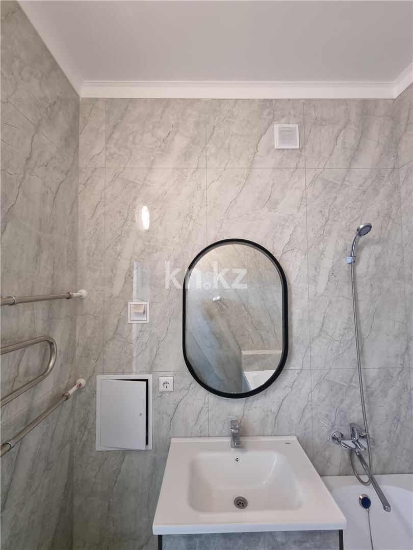 Продажа 4-комнатной квартиры, 120 м², ул. Дюсембекова - Продажа  четырехкомнатных квартир в Караганде фото 17 из 28