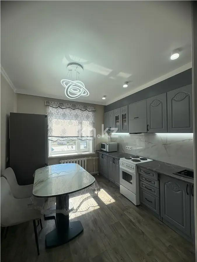 Продажа 4-комнатной квартиры, 80 м², мкр-н Голубые Пруды, дом  12 - Продажа  четырехкомнатных квартир в Караганде фото 4 из 7